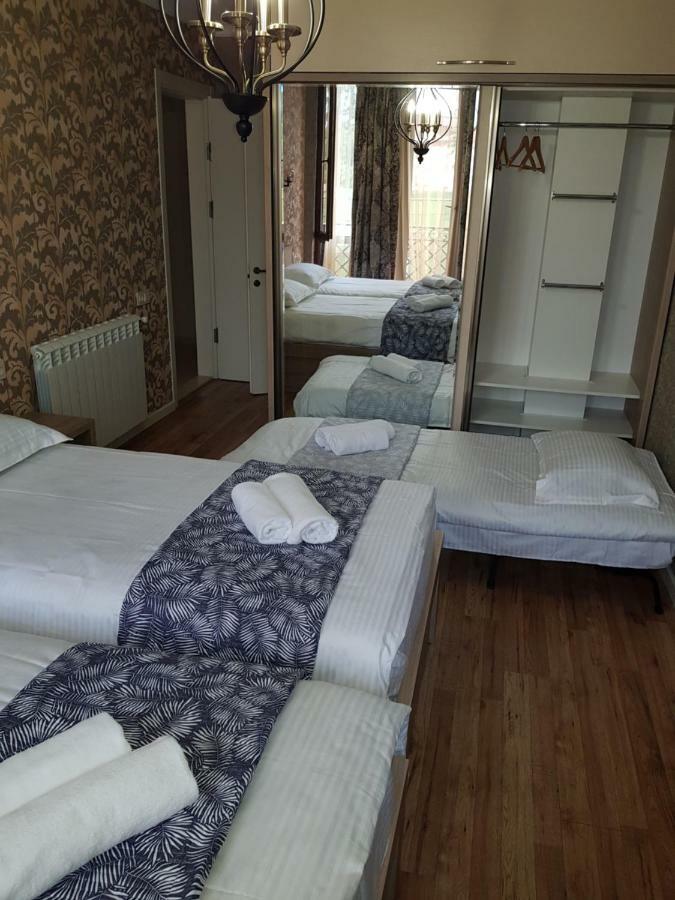 Piazza Batumi Guesthouse Exteriér fotografie