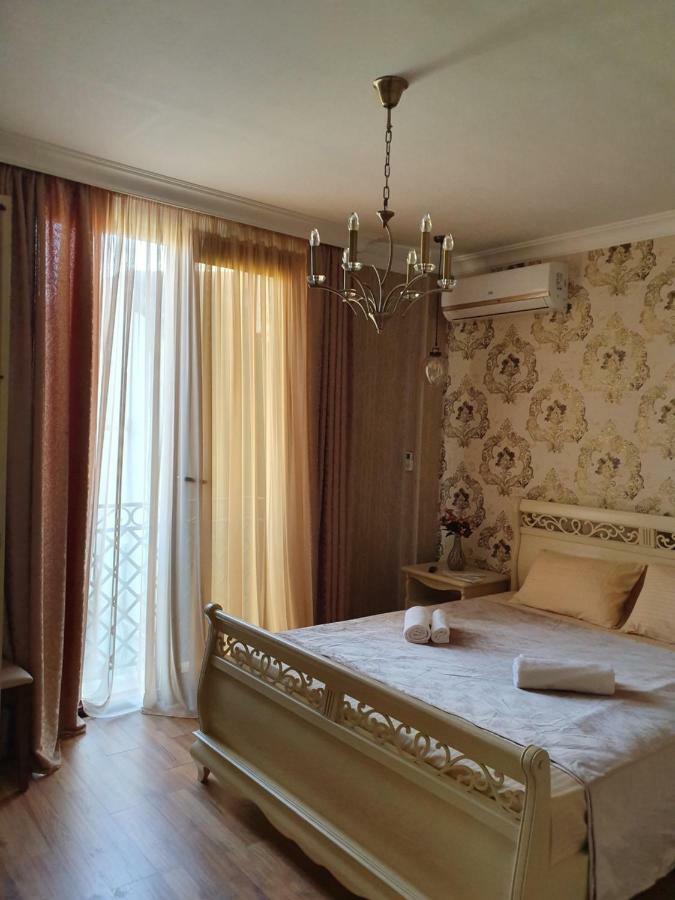 Piazza Batumi Guesthouse Exteriér fotografie
